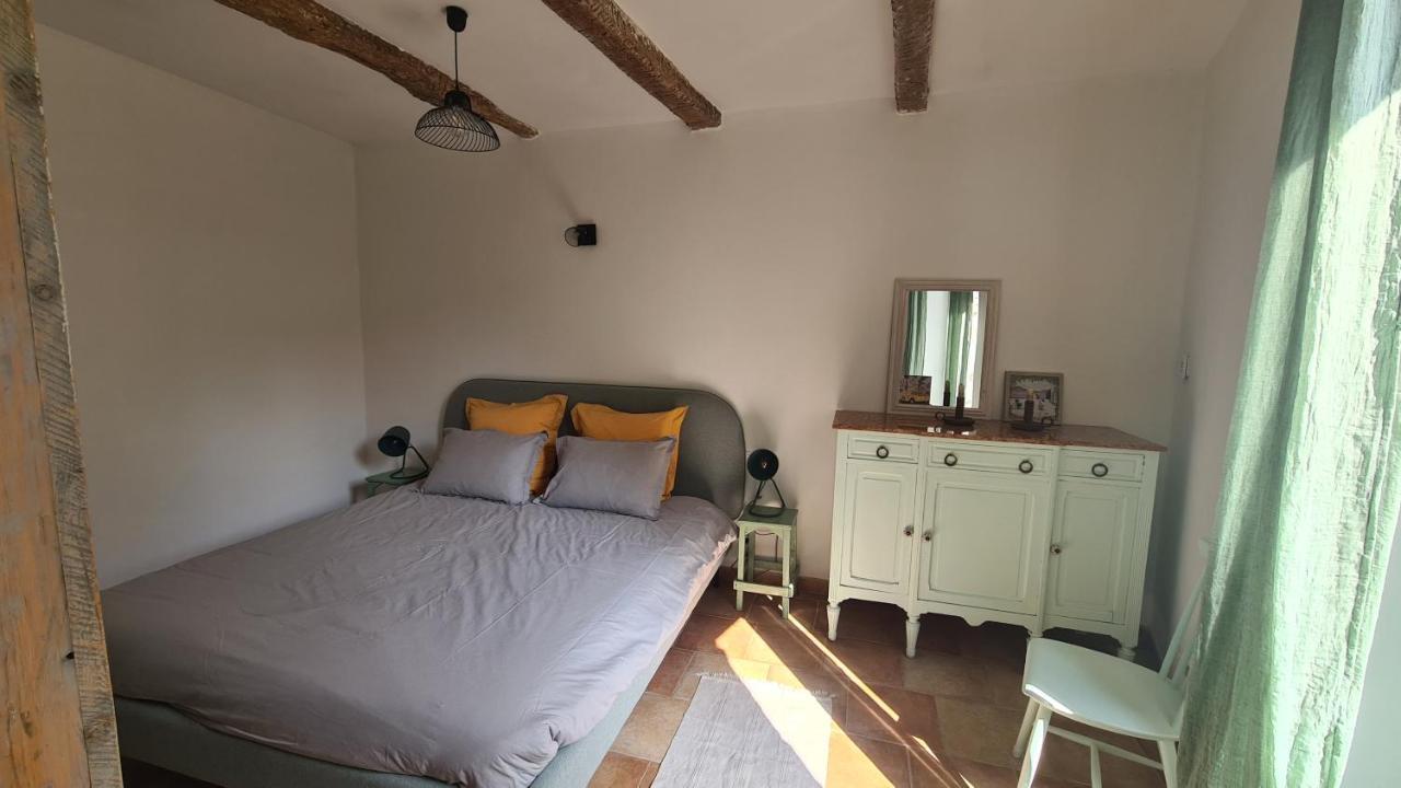 Cocon Du Papillon A Lourmarin Apartment ภายนอก รูปภาพ