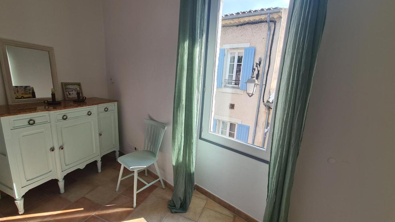 Cocon Du Papillon A Lourmarin Apartment ภายนอก รูปภาพ