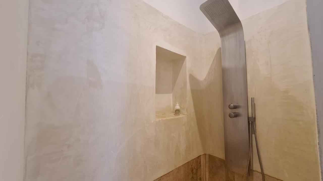 Cocon Du Papillon A Lourmarin Apartment ภายนอก รูปภาพ